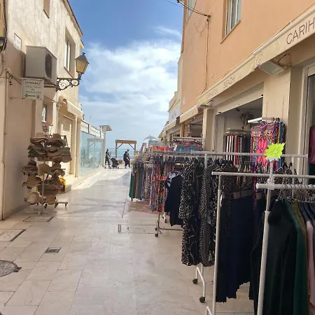 Vicenta Playa Carihuela شقة توريمولينوس