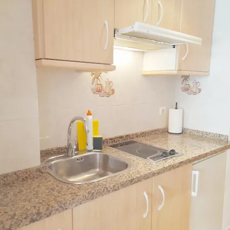 Vicenta Playa Carihuela Apartamento *