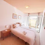Vicenta Playa Carihuela * トレモリノス