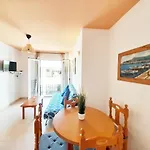 アパート Vicenta Playa Carihuela トレモリノス