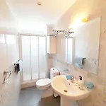 Vicenta Playa Carihuela アパート トレモリノス