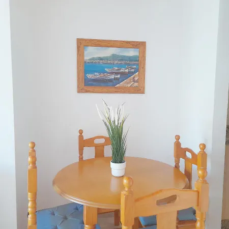 Vicenta Playa Carihuela Apartment *