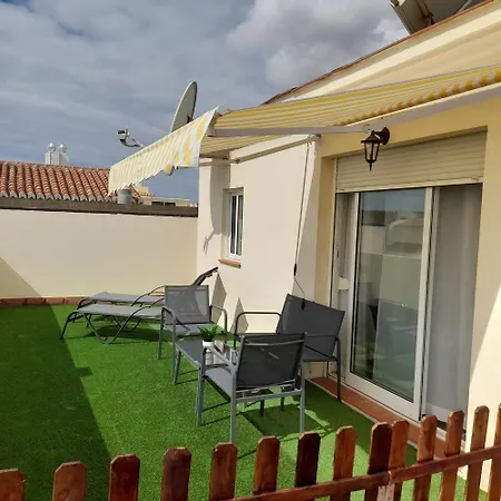 Vicenta Playa Carihuela * Τορρεμολίνος