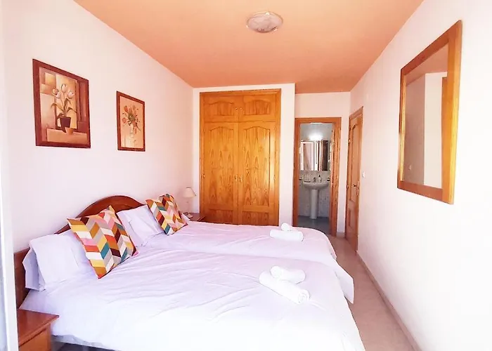 Vicenta Playa Carihuela Торремолинос